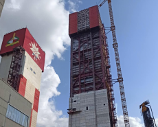 Passat installs wall panels of tower coper of the Production Unit 4 Belaruskali
